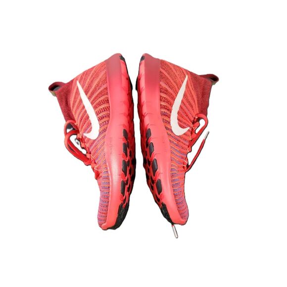 $300 Nike \